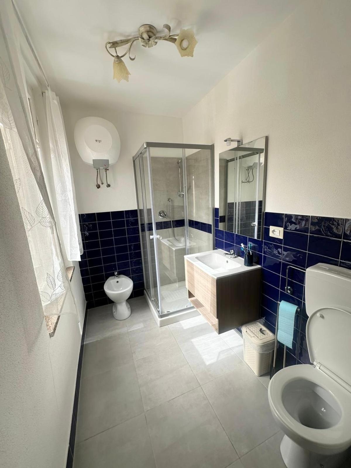 Moncici House Hotell Porto Torres Exteriör bild
